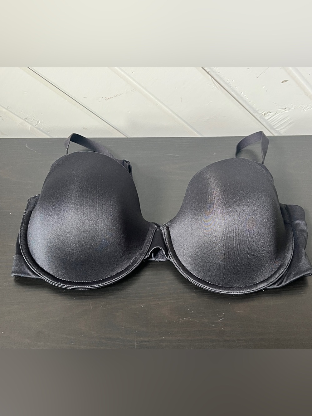 Maidenform Black Smooth T-Shirt Lightly Lined Underwire Bra Sz 36D